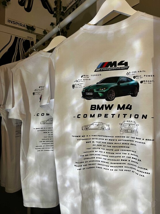 Biała koszulka BMW M4
